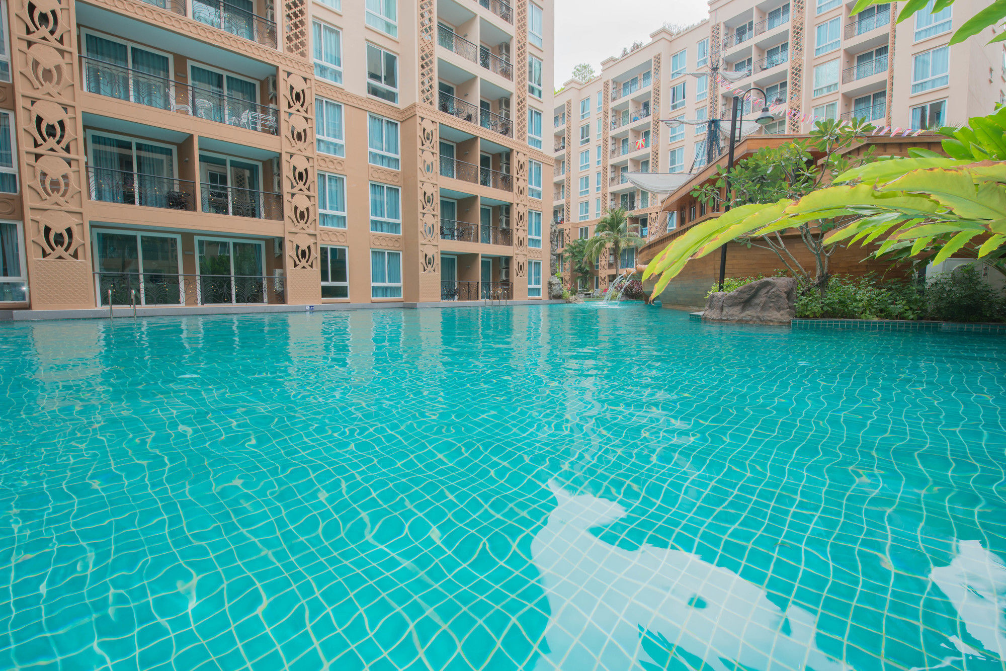 Atlantis Pattaya High Service Джомтьєн-Біч Екстер'єр фото