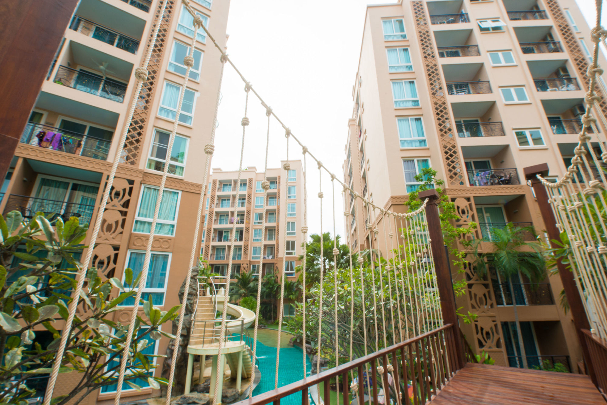 Atlantis Pattaya High Service Джомтьєн-Біч Екстер'єр фото
